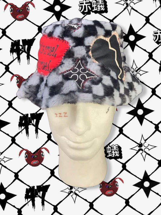 1/1 “Hat of Chess“